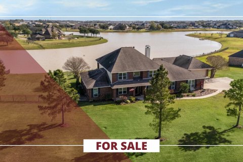 4626 Silhouette Drive